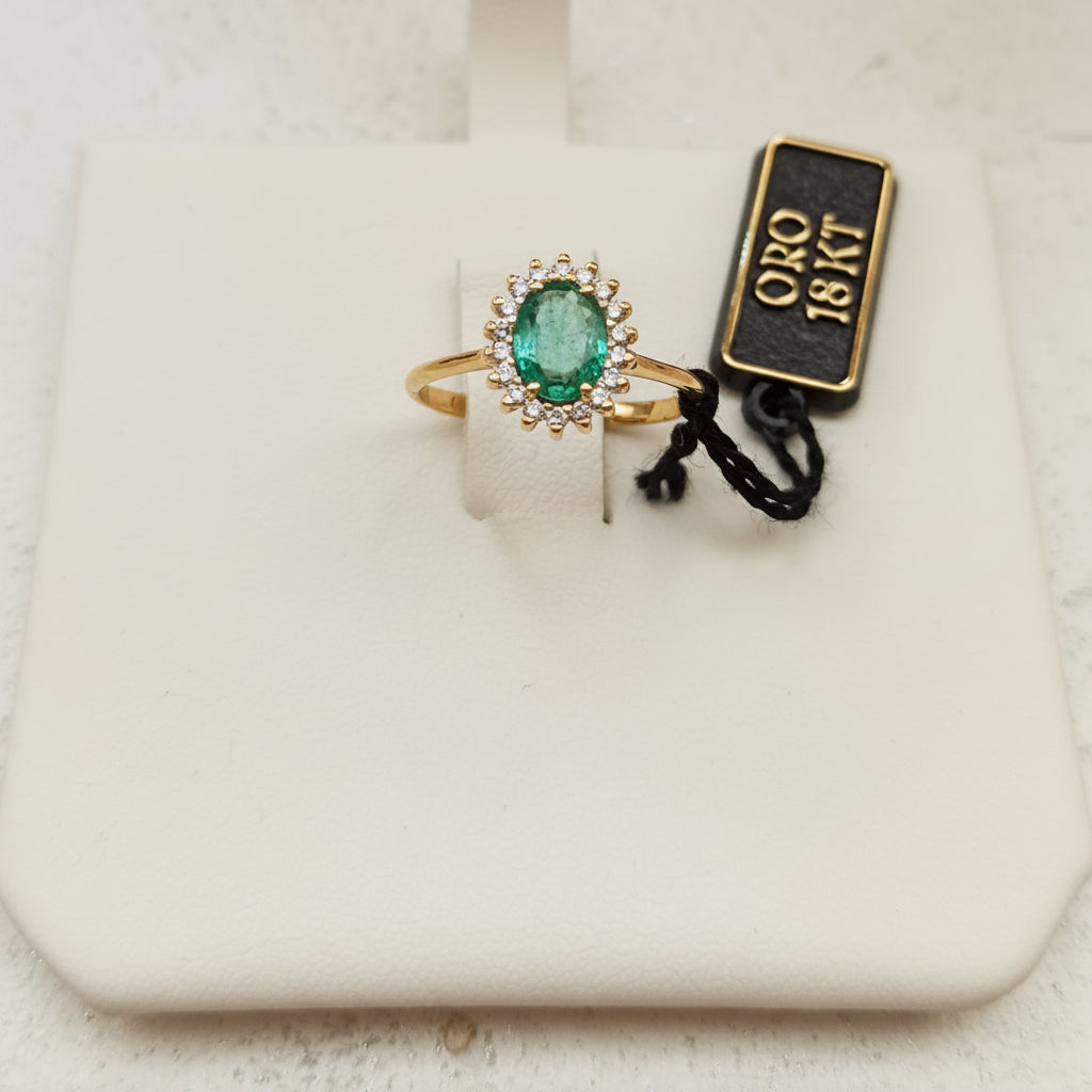ANELLO CON SMERALDO NATURALE E DIAMANTI NATURALI, ORO GIALLO 18CT