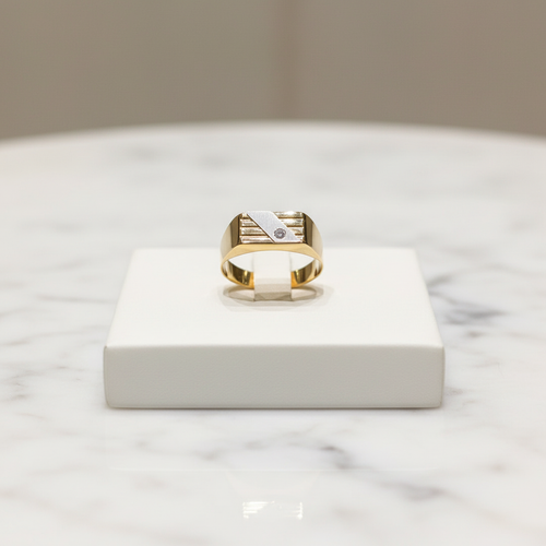 Anello da uomo in oro giallo e bianco con zircone